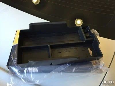 Лот: 13669557. Фото: 1. Полочка в ящик подлокотника Toyota... Детали тюнинга