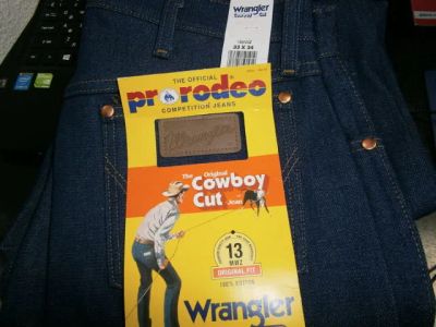 Лот: 17692608. Фото: 1. Джинсы мужские Wrangler Cowboy... Брюки, джинсы, шорты