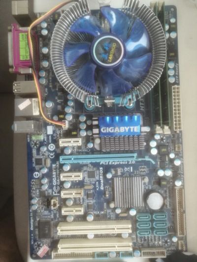 Лот: 17157051. Фото: 1. Gigabyte ga 770t-d3l с процессором... Материнские платы