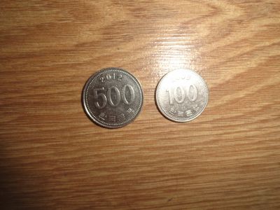 Лот: 24378003. Фото: 1. Монеты Южной Кореи, 100 и 500... Азия