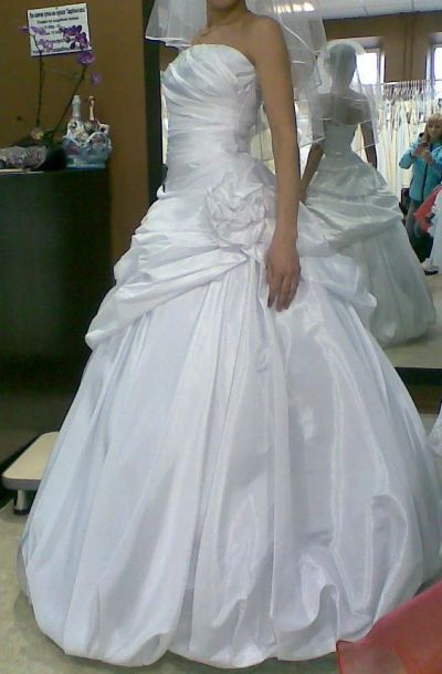 Лот: 7769152. Фото: 1. Платье свадебное. Свадебные платья