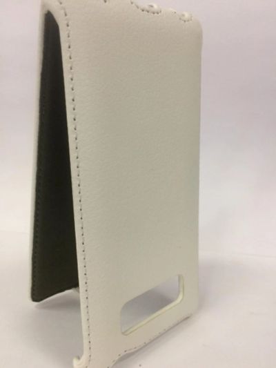 Лот: 9698008. Фото: 1. Чехол-книжка HTC Desire 600 Белый... Чехлы, бамперы