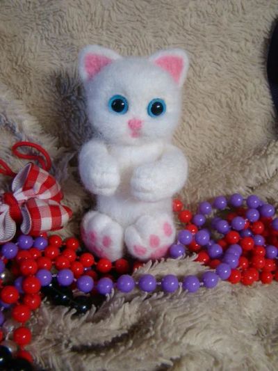 Лот: 8214610. Фото: 1. Котёнок Мей. Авторские куклы, игрушки, поделки