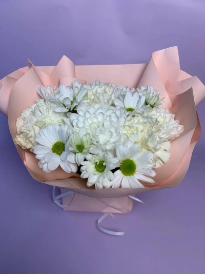 Лот: 25276096. Фото: 1. Композиция из живых цветов. Свежие цветы