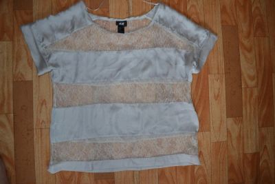 Лот: 5476533. Фото: 1. Блузка H&M размер 42//. Блузы, рубашки, водолазки