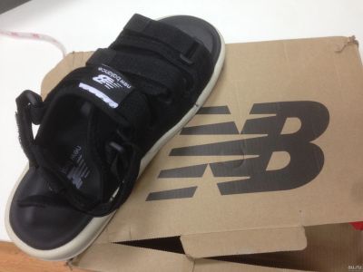 Лот: 12310208. Фото: 1. Сланцы new balance. Шлепанцы, сланцы