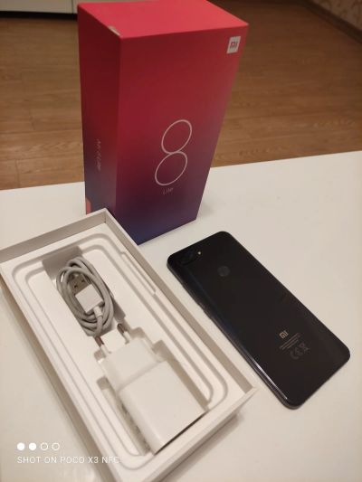Лот: 16993388. Фото: 1. Xiaomi Mi8 Lite 4/64 Gb Global... Смартфоны