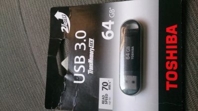 Лот: 4395926. Фото: 1. Продам флешку 64 Gb usb 3.0. USB-флеш карты