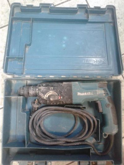 Лот: 8814917. Фото: 1. Продам перфоратор Makita HR2450... Электроинструмент