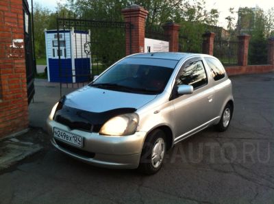 Лот: 4542654. Фото: 1. Toyota VITZ 2001 год. Автомобили