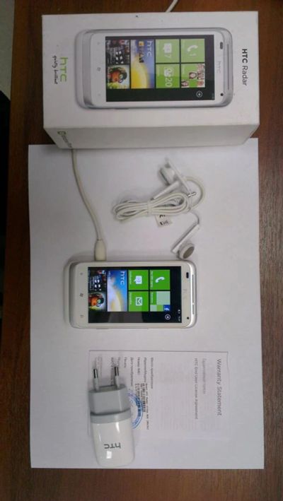 Лот: 3261657. Фото: 1. HTC Radar (белый, б/у). Смартфоны