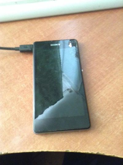 Лот: 11430349. Фото: 1. Sony xperia z1 compact. Смартфоны