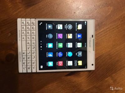 Лот: 15215791. Фото: 1. BlackBerry Passport. Смартфоны