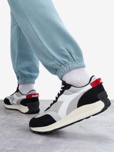 Лот: 24288077. Фото: 1. Кроссовки мужские Diadora Race... Кеды, кроссовки, слипоны