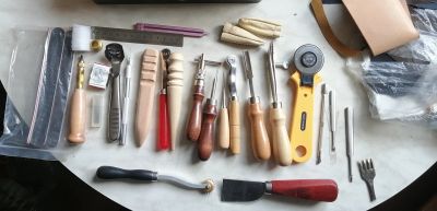 Лот: 19149215. Фото: 1. Комплект инструментов для работы... Работа с кожей