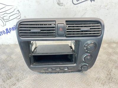 Лот: 25530372. Фото: 1. блок управления климат-контролем... Ходовая, подвеска, рулевое управление