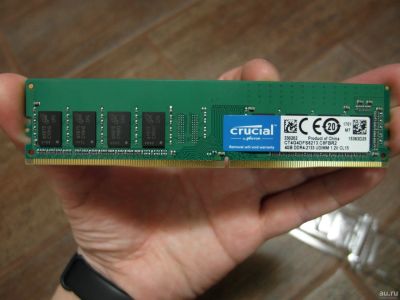 Лот: 13553782. Фото: 1. Память DDR4 crucial 4gb. Оперативная память
