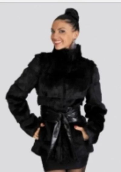 Лот: 4349308. Фото: 1. Продам шубку из кролика. Верхняя одежда