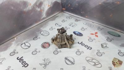 Лот: 23589264. Фото: 1. Помпа Hyundai Starex D4CB 251004A100. Двигатель и элементы двигателя