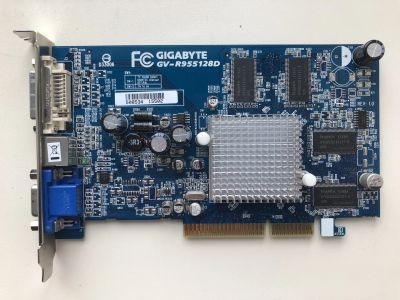 Лот: 25107292. Фото: 1. AGP 128Mb GigaByte GV-R955128D... Видеокарты