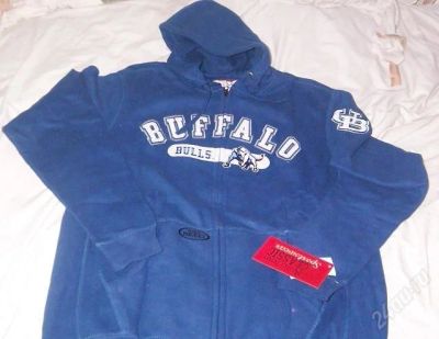Лот: 775084. Фото: 1. новая FLEECE ncaa buffalo university... Свитеры, толстовки, худи