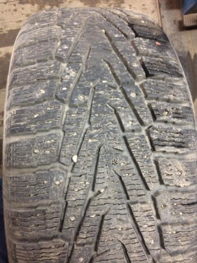 Лот: 10614610. Фото: 1. Nokian r19/50/255. Шины