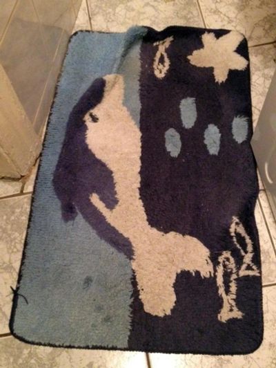 Лот: 4920260. Фото: 1. старый коврик для ванны. Другое (домашний текстиль)