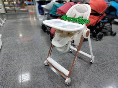Лот: 15593389. Фото: 1. Стул для кормления Happy Baby... Всё для кормления
