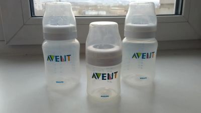 Лот: 7461675. Фото: 1. Бутылочки Avent без сосок. Всё для кормления