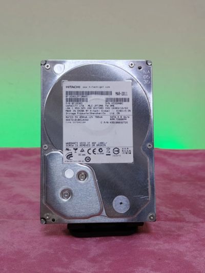 Лот: 24637051. Фото: 1. HDD 1 Тб/Hitachi/3,5''/Sata/7200... Жёсткие диски (HDD)