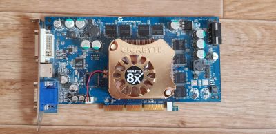 Лот: 15917529. Фото: 1. Видеокарта gigabyte GV-N59X128D. Видеокарты