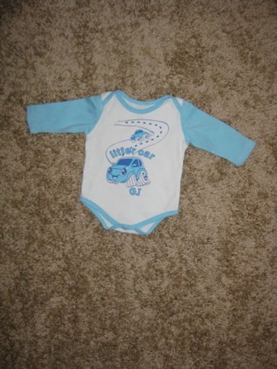 Лот: 3394014. Фото: 1. Боди 6-9 с авто. Рубашки, блузки, водолазки