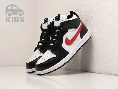 Лот: 24977499. Фото: 1. Кроссовки Nike Air Jordan 1 Mid. Кеды, кроссовки