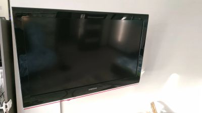 Лот: 12330545. Фото: 1. ЖК Телевизор samsung 37 дюймов... Телевизоры
