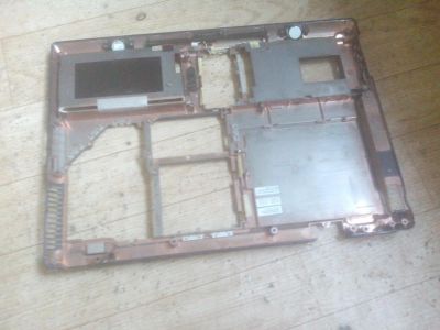 Лот: 10242168. Фото: 1. низ корпуса asus z99 подломаны... Корпуса, блоки питания