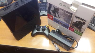 Лот: 11289567. Фото: 1. XBOX 360 на 500Гб + геймпад. Другое (игровые приставки, консоли, видеоигры)