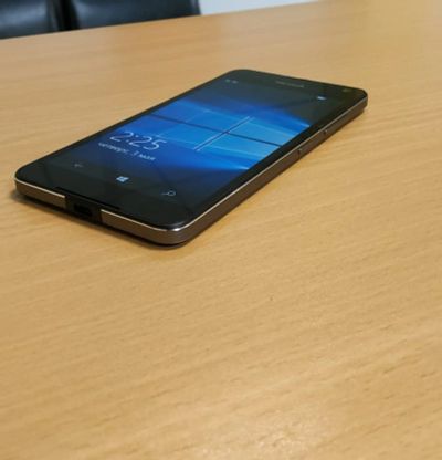 Лот: 12491571. Фото: 1. Microsoft Lumia 650. Принимаем... Смартфоны