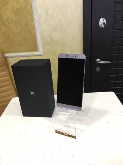 Лот: 15112908. Фото: 1. Мобильный Телефон LE 2 32GB X527. Корпуса, клавиатуры, кнопки