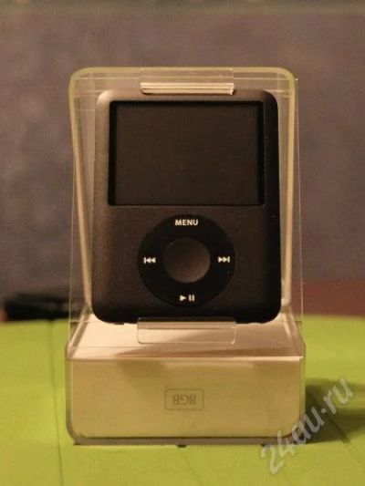 Лот: 190344. Фото: 1. IPOD NANO 8GB. Плееры