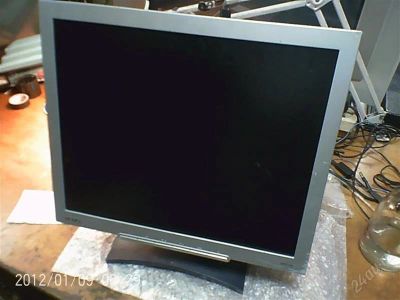 Лот: 2924748. Фото: 1. Монитор Benq Q7T4 с рубля!. ЖК-мониторы