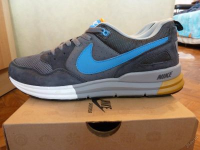 Лот: 5652861. Фото: 1. Кроссовки Nike. Кеды, кроссовки, слипоны