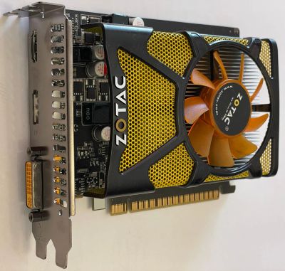 Лот: 20207426. Фото: 1. Zotac GeForce GT440 512MB 128BIT... Видеокарты