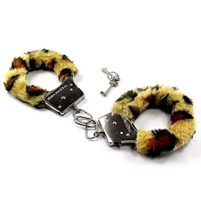 Лот: 11641691. Фото: 1. Мягкие наручники Леопардовые . Сувениры