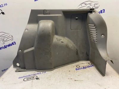 Лот: 21713206. Фото: 1. обшивка багажника Mazda Demio... Двигатель и элементы двигателя