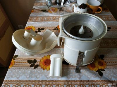 Лот: 13401583. Фото: 1. Соковыжималка советская. Кухонная