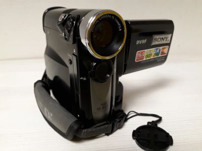 Лот: 11842899. Фото: 1. Видеокамера Sony DV - 9f. В комплекте... Видеокамеры