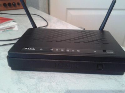 Лот: 9048375. Фото: 1. wi fi роутер d link 620. Маршрутизаторы (роутеры)