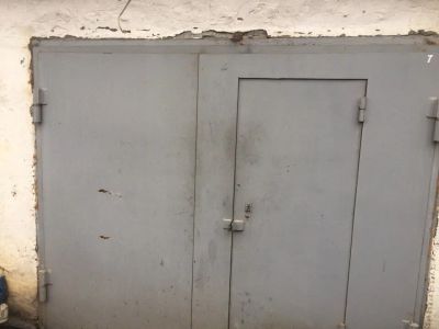 Лот: 10466705. Фото: 1. Сдам капитальный гараж на Юшкова. Гаражи, парковочные места