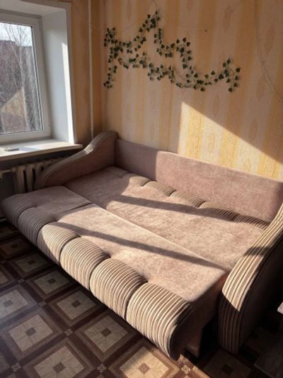 Лот: 25334342. Фото: 1. Диван. Диваны