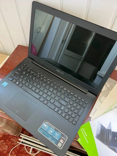 Лот: 23355508. Фото: 1. Ноутбук asus x553m отличный. Ноутбуки